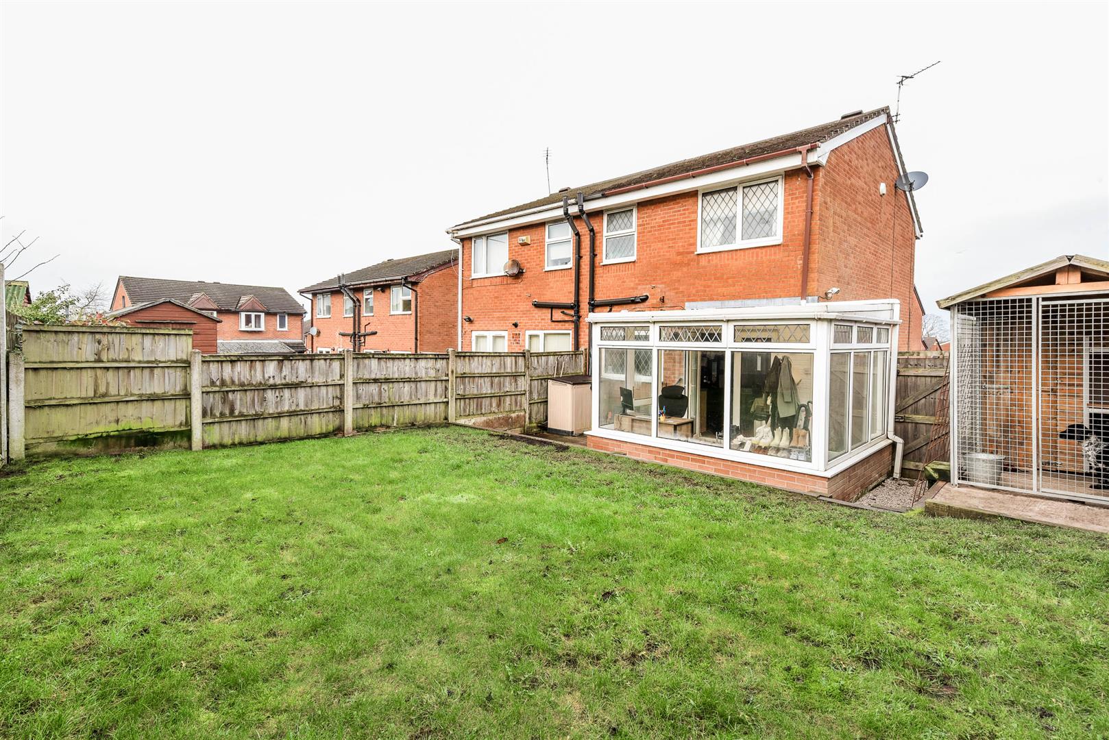 3 bed property in Long Meadows, Chorley